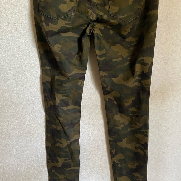 Judy Blue Camouflage Distressed Mid Rise Stretch Skinny Y2K Army Jeans 15/32 - Picture 11 of 13